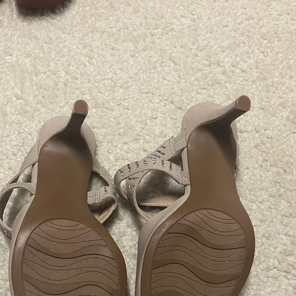 Impo Women's Taupe Strappy Heels brand new. - Picture 6 of 6